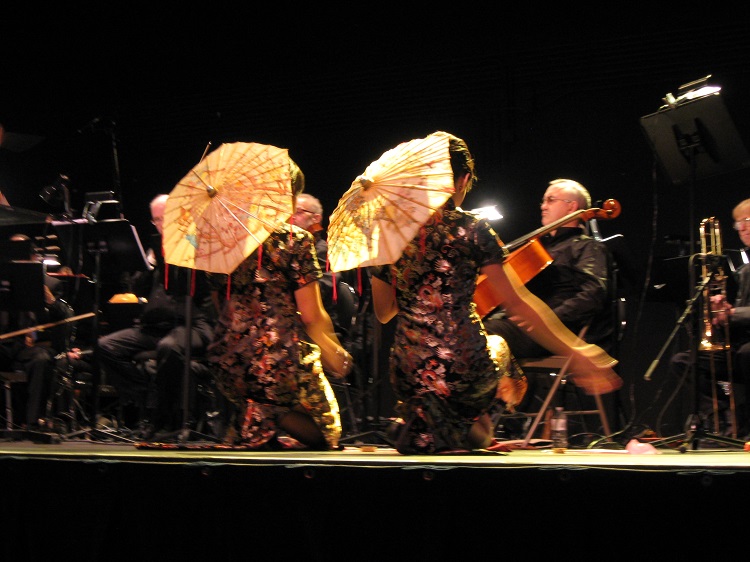 SKArts - The 2009 Regina Symphony Orchestra world premiere of Laura Pettigrew's composition, Tunnels of Moose Jaw.