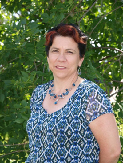2013 Arts Volunteer Award Recipient - Shona Stapleton, Prince Albert